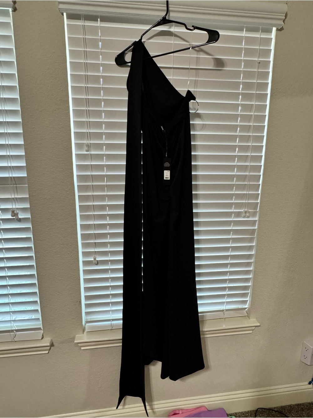 One-Shoulder Black Wide-Leg Jumpsuit